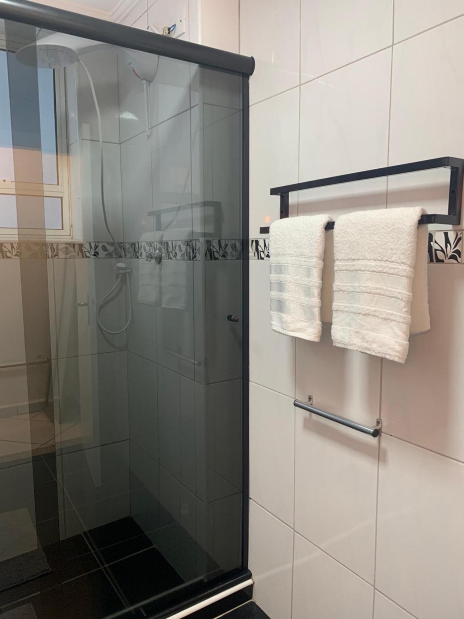 Apartamento Em Santos No Gonzaga Em Frente A Praia المظهر الخارجي الصورة