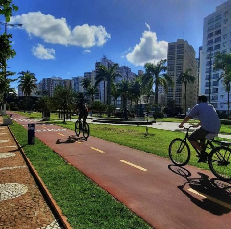 Apartamento Em Santos No Gonzaga Em Frente A Praia المظهر الخارجي الصورة